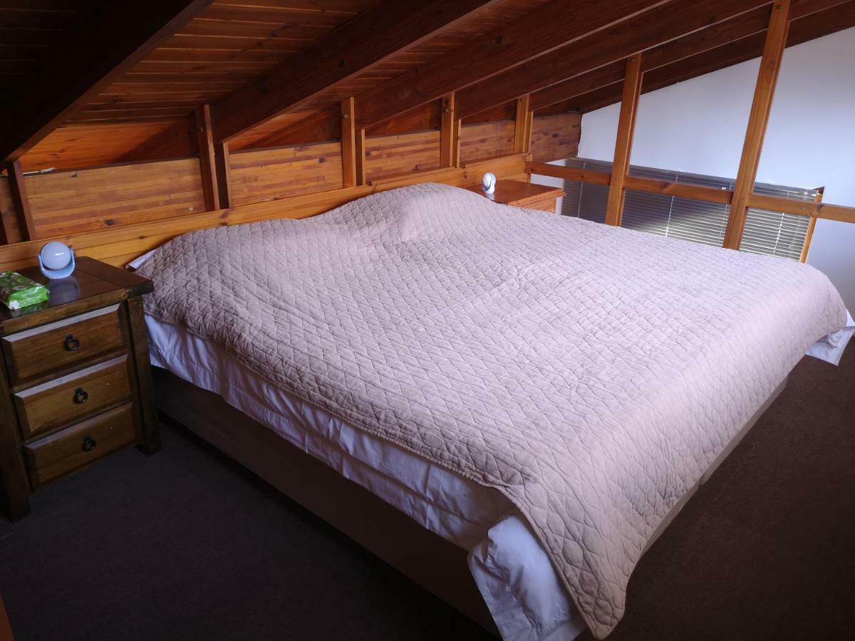 Holiday home Away From Home, Friendly Hosts *